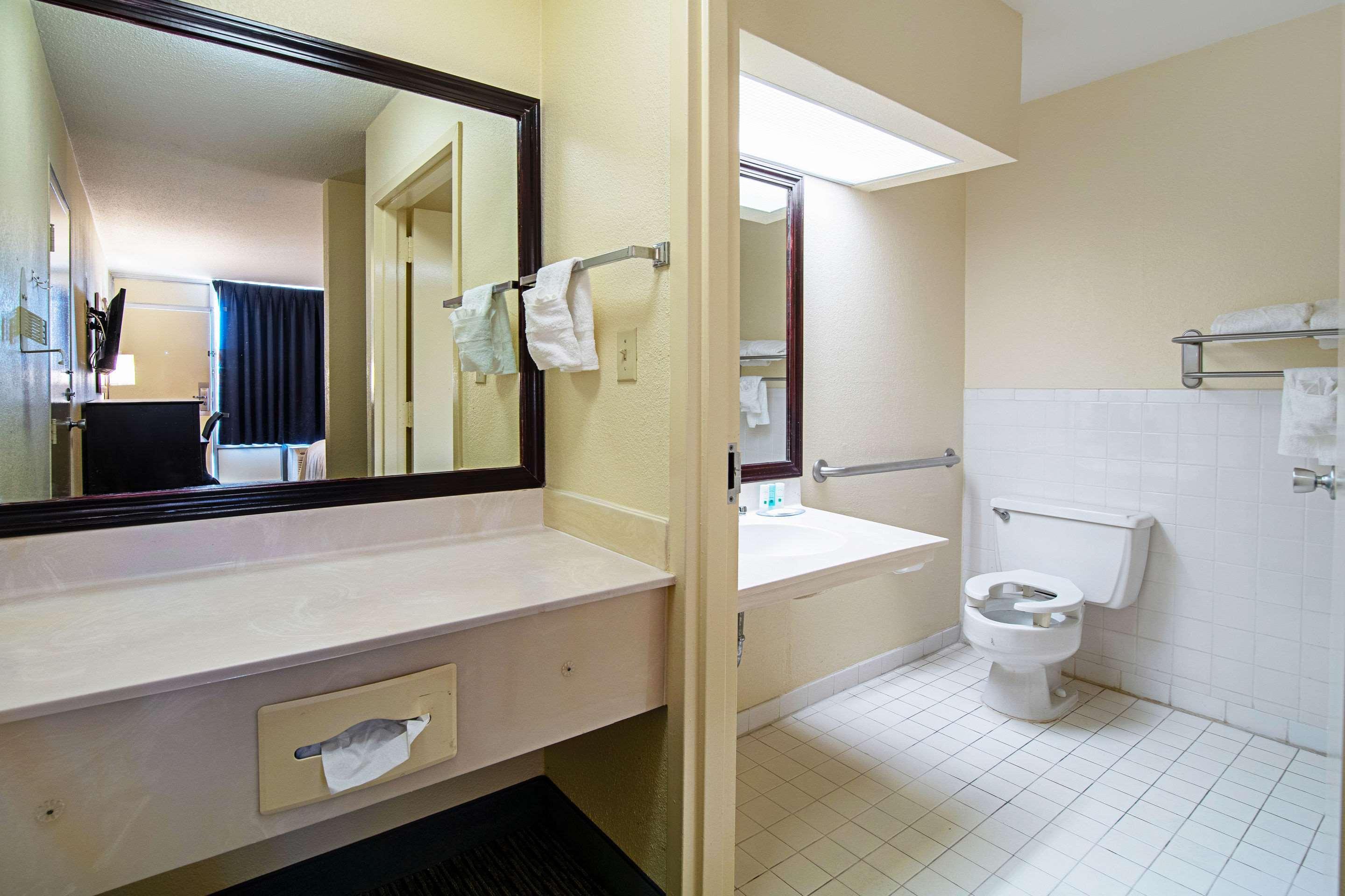 Quality Inn St George I-95 St. George Zewnętrze zdjęcie