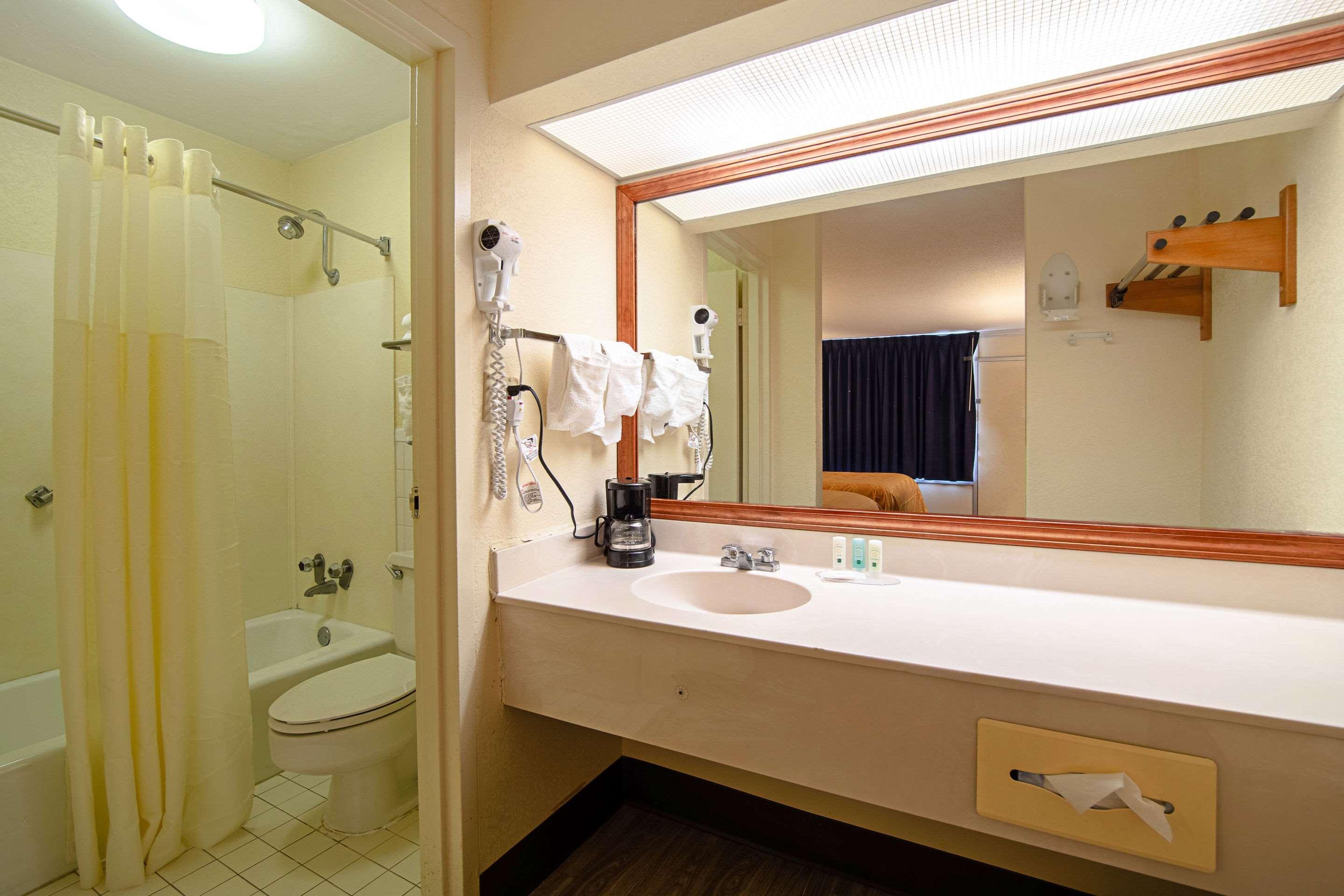 Quality Inn St George I-95 St. George Zewnętrze zdjęcie